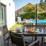Villa Con Piscina Y Jardin, Santiago De Compostela