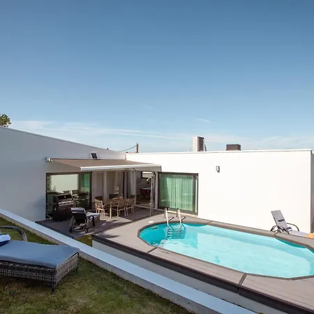 Vila Con Piscina Y Jardin, Santiago De Compostela Teo