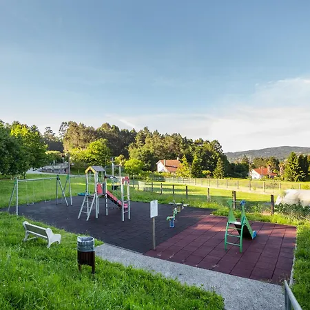 Con Piscina Y Jardin, Santiago De Compostela