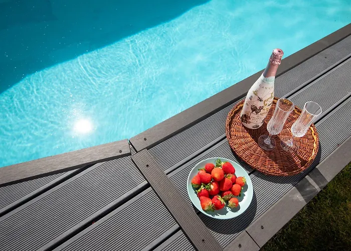 Con Piscina Y Jardin, Santiago De Compostela Villa Teo