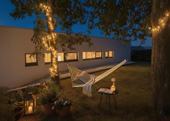 Villa Con Piscina Y Jardin, Santiago De Compostela *