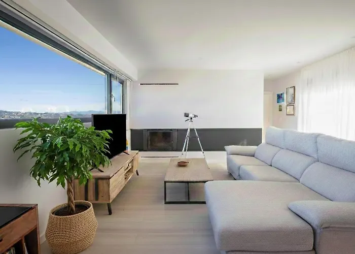 Villa Con Piscina Y Jardin, Santiago De Compostela